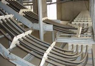 配電系統(tǒng)中的母線(xiàn)槽與分支電纜應(yīng)用比較